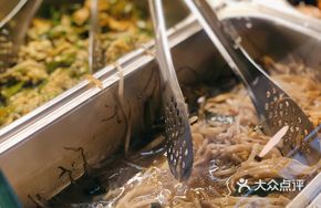 Fried Tofu Skin with Bean Sprouts