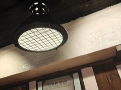 -BHC炸鸡(明洞总店)