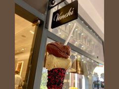 -VENCHI 闻绮(上海佛罗伦萨小镇店)