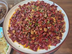 -有红鸡毛店·川菜(建设路店)