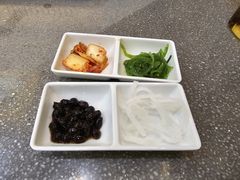 -豚妈妈汤饭·部队锅(南京东路店)