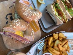 -Catch Bagel(芳草地店)