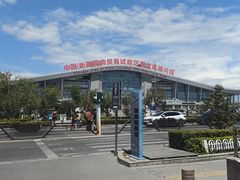 -霍尔果斯国门景区