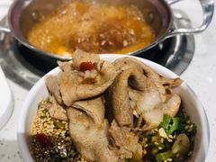 -龍歌自助小火锅(市北和达中心城店)
