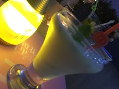 -樱花里音乐餐吧·牛扒椰子鸡(东圃店)