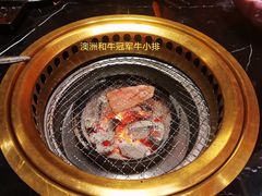 -山川小町·极番烧肉(新地假日广场店)