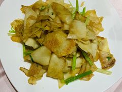 腊肉炒豆丝-粗茶淡饭·汉口公馆(循礼门店)