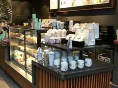 面包甜点陈列柜-星巴克(深圳软件园产业基地店)