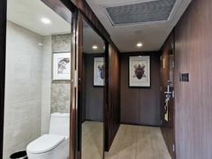 -昆明中心皇冠假日酒店