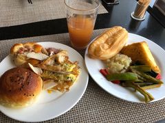 -淄博蓝海国际大饭店·蓝钻国际美食自助百汇(柳泉路店)