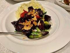 黑金雪花牛肉粒-上海和平饭店龙凤厅 Dragon Phoenix