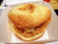 藤椒鸡排饼汉堡-肯德基(东直门来福士店)