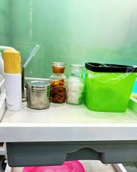 -苗医生专业祛痘·皮肤管理