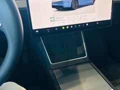 -TESLA 特斯拉(北京南四环中路特斯拉中心)