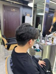 -藤野造型烫发染发