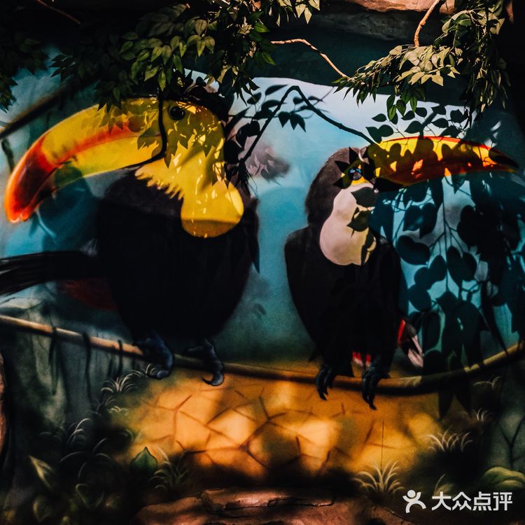 可以说是天津最大的室内动物园了