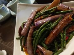 -东口码头·烧鸽子·鱼头泡饼·地方菜(金鹰悦城店)