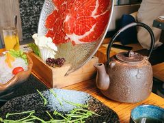 -湊湊火锅·茶憩(南京东路悦荟店)