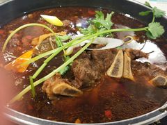 -运气牛自助酱大骨火锅(南京东路店)