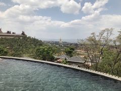 -七彩云南古滇温泉山庄