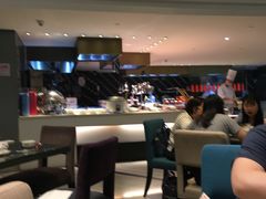 -上海滴水湖皇冠假日酒店