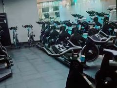 -懒人Club运动健身·运动康复·私教(三迪中心店)