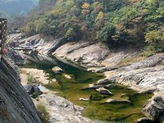 -燕子河大峡谷天坑仙境