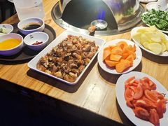 -营信刘罗锅铁锅炖(民主店)