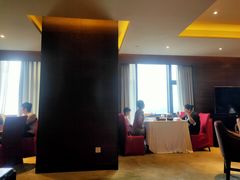-景月阁空中食府(希尔顿酒店)