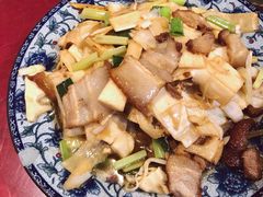 回锅肉炒笋-生态苑农庄(十里画廊遇龙河店)