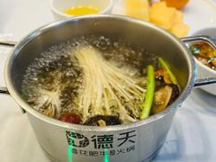 -德天肥牛海鲜火锅(龙吟坊店)