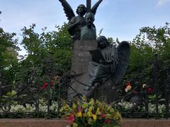 -亚历山大·涅夫斯基修道院