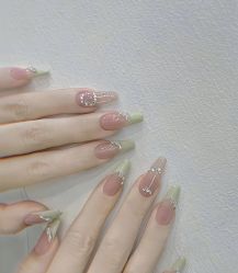 -LILY NAILS美甲美睫