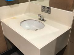 -麦当劳(轻轨曹杨路店)