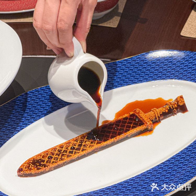 在省博这家湖北菜！吃到了越王勾践剑