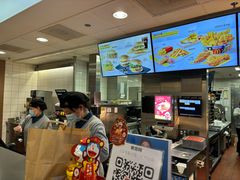 -麦当劳(轻轨曹杨路店)