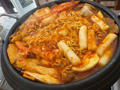 -贵宾庄炸酱面·韩式料理(高区店)