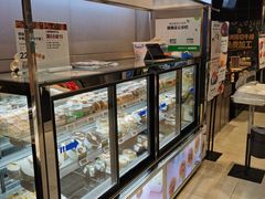 面包甜点陈列柜-盒马鲜生(红莲店)