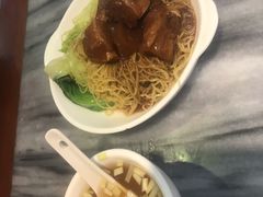 牛腩竹升面-竹园竹升面(西关总店)