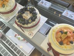 -花花卷卷·鲜食蛋糕(静安久光百货店)