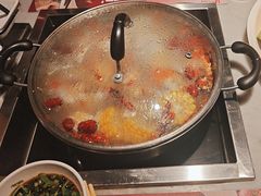 -尚尚仙·酸汤猪手·猪肚鸡火锅(华联万柳购物中心店)