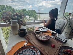 -圣彼得堡观江俄餐厅(中央大街黑金冠店)