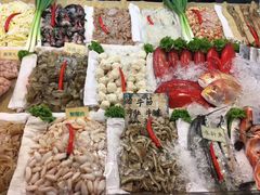 -六合夜市