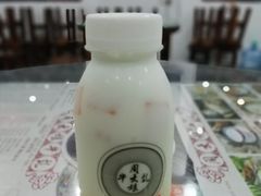 -周大娘牛乳(旧寨古村总店)