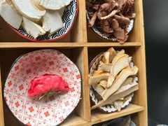 -野菌皇海景野生菌火锅(滨海大道店)