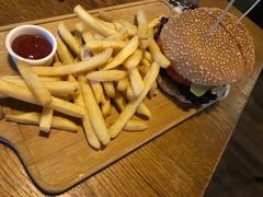 -Geneva日内瓦餐厅(西郊宝成花苑店)