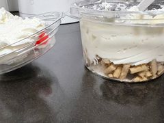 -红宝石·鲜奶小方·海派西点房(南丹店)