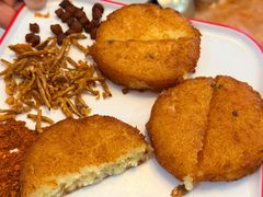 -毛辣果·贵州红酸汤牛肉火锅(西单店)