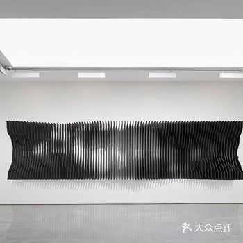 婚礼灵感丨物质凝聚成了光