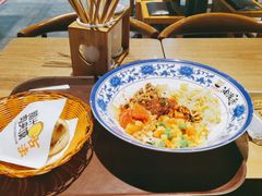 -陕味食族油泼面(工商大学店)